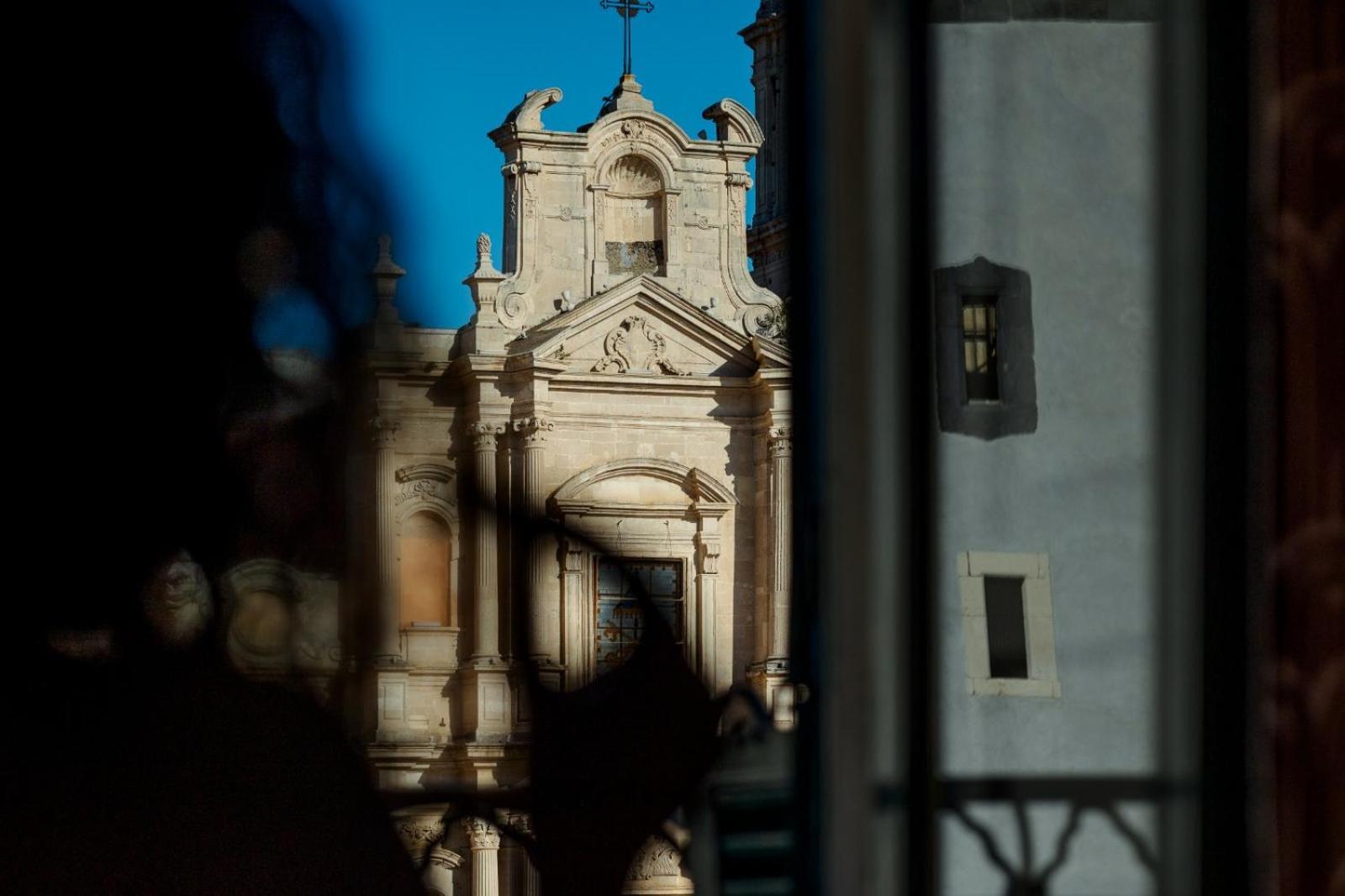 Baroque Acomodação com café da manhã Acireale Exterior foto