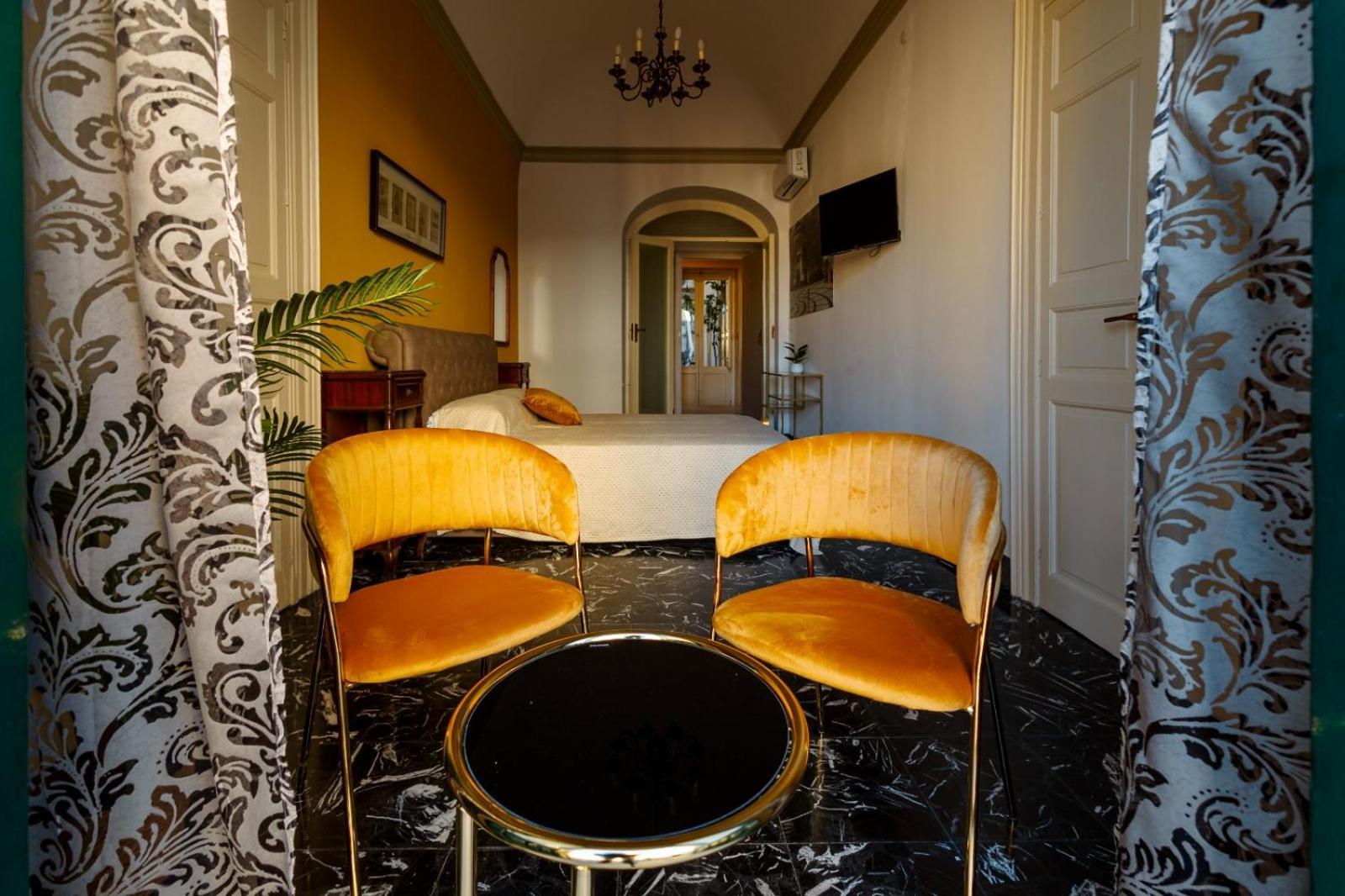 Baroque Acomodação com café da manhã Acireale Exterior foto